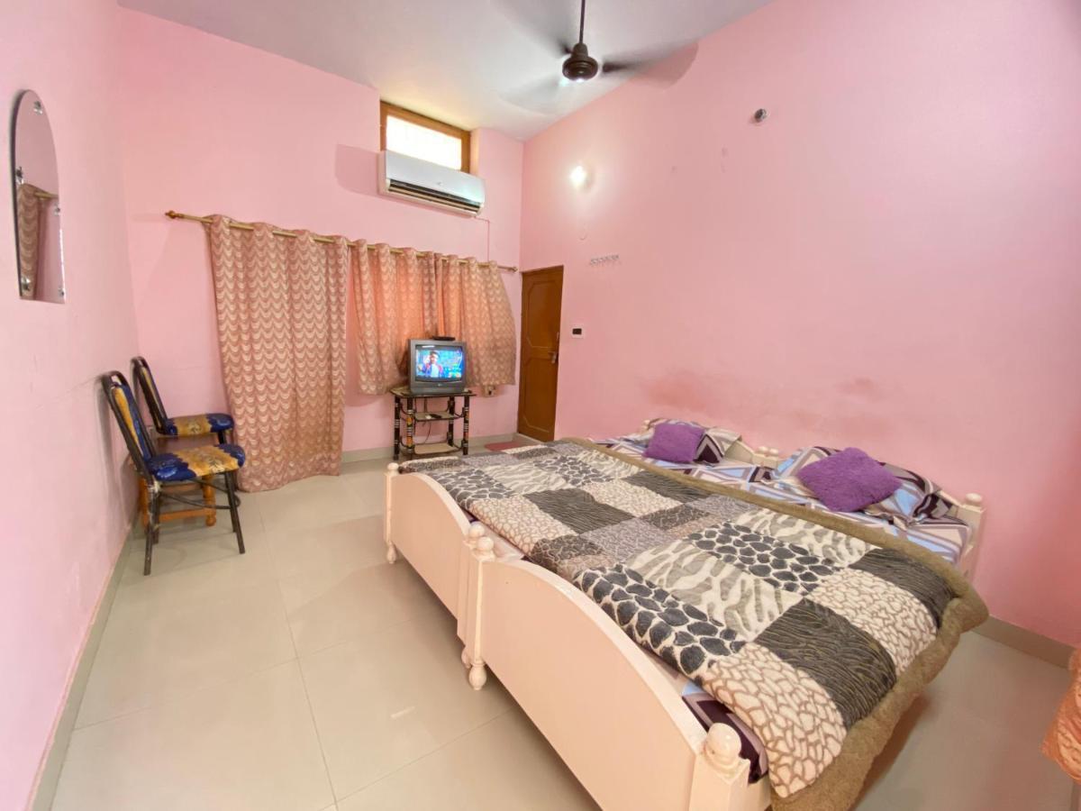 Hotel Shri Mahant Orchha 5 Mint Walking From Ram Raja Temple Bagian luar foto