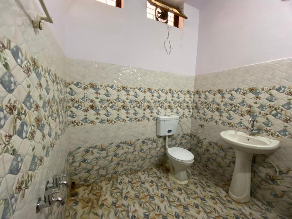 Hotel Shri Mahant Orchha 5 Mint Walking From Ram Raja Temple Bagian luar foto