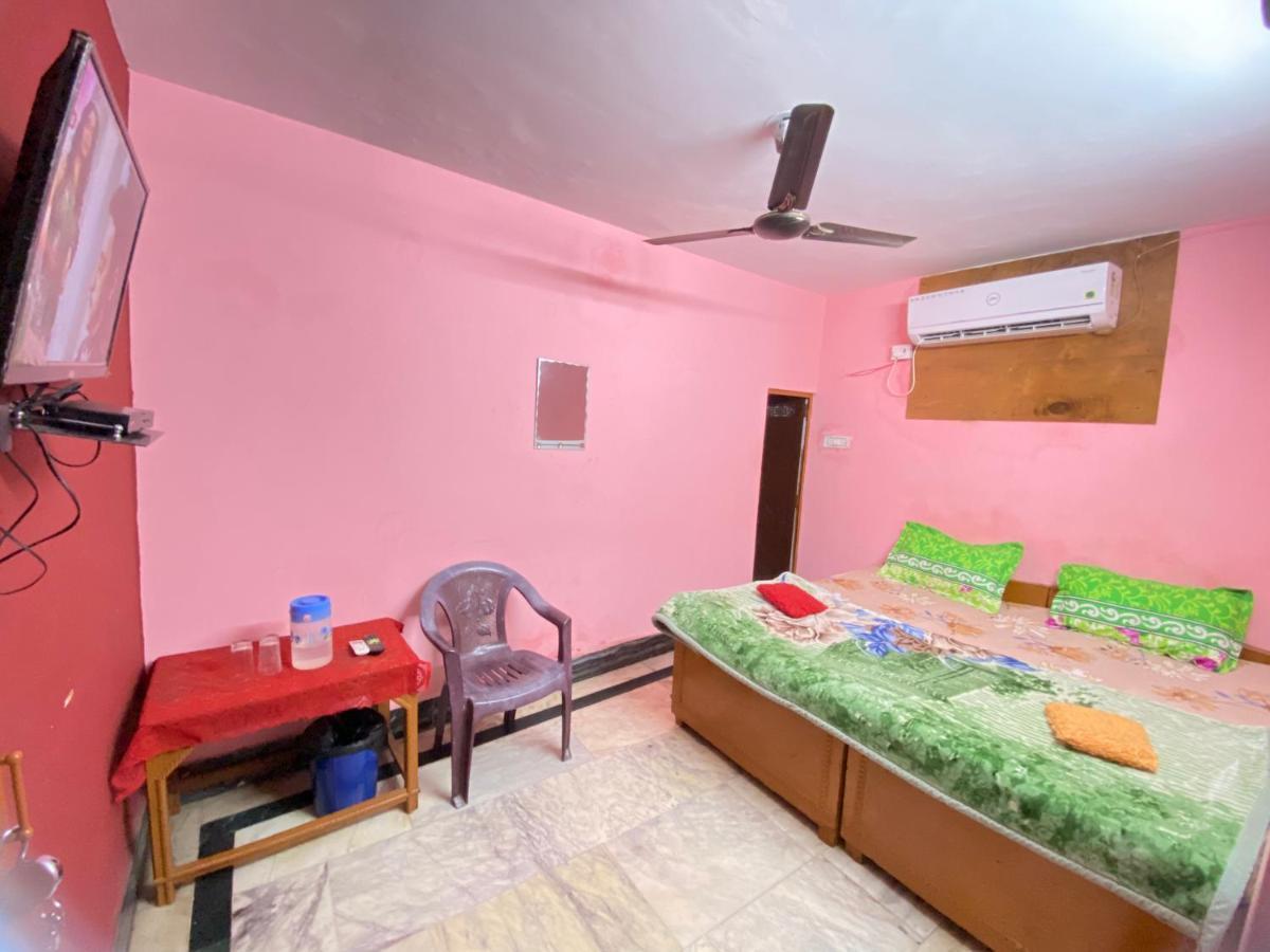 Hotel Shri Mahant Orchha 5 Mint Walking From Ram Raja Temple Bagian luar foto