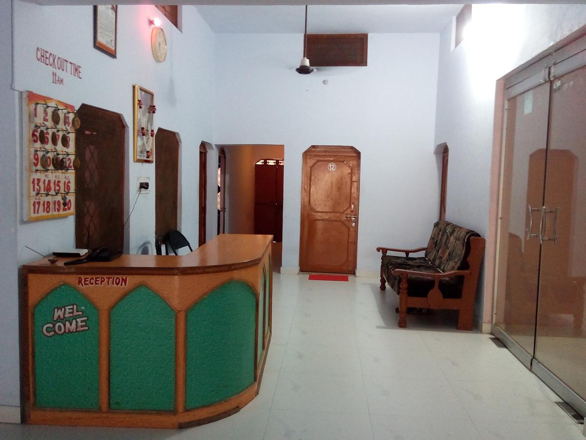 Hotel Shri Mahant Orchha 5 Mint Walking From Ram Raja Temple Bagian luar foto