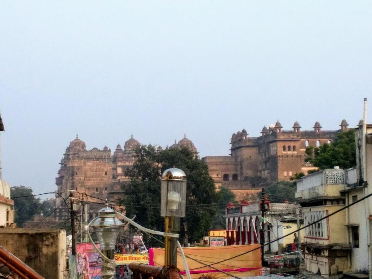 Hotel Shri Mahant Orchha 5 Mint Walking From Ram Raja Temple Bagian luar foto